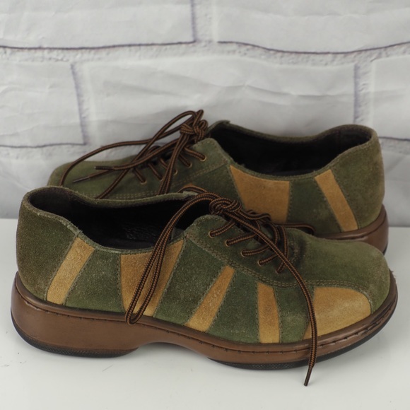 Dansko Shoes - Dansko sz 38 US 8 green suede lace up shoes